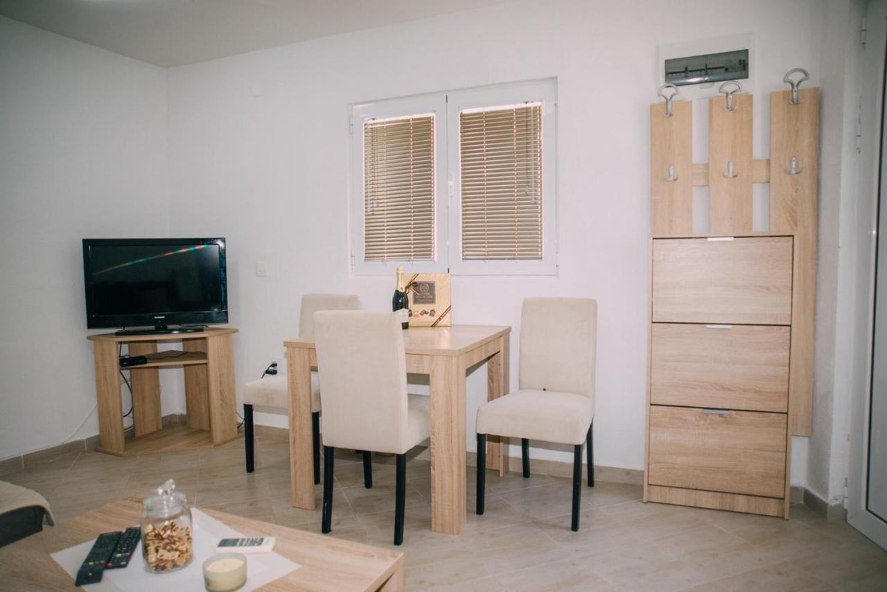 Lovely Apartment Moki Near The Center Kotor Exteriér fotografie